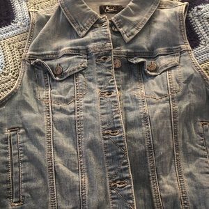 Earl denim girls vest